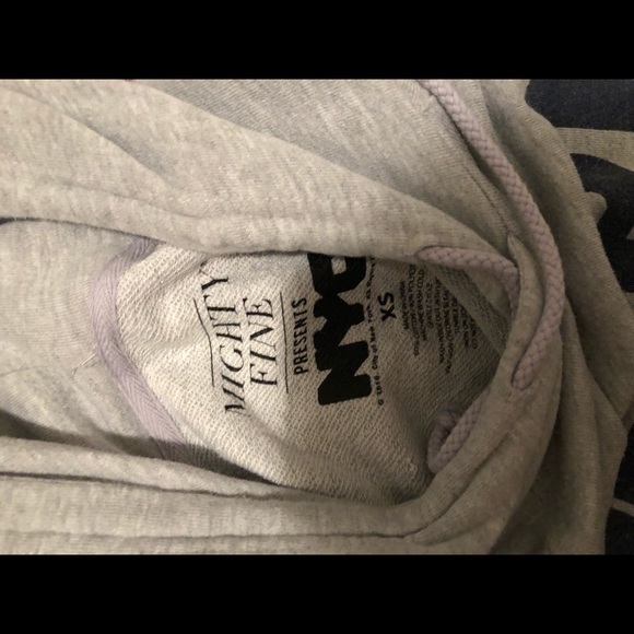 Sweatshirt - Picture 3 of 3